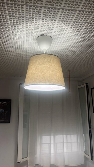 Lámpara de techo tela marrón y blanco