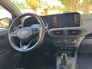 Hyundai i10 2025