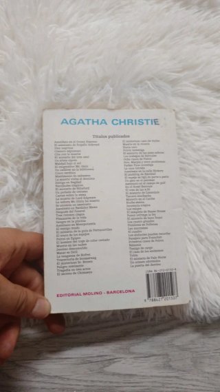 Libro Agatha cristie. matar es facil