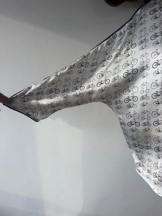 Blusa Alba Conde Estampado Bicicletas Retro