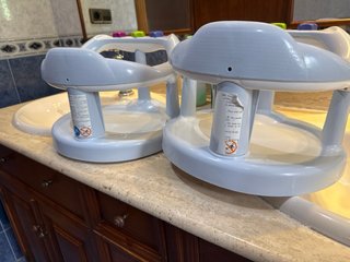 Asiento bañera para bebés. 2 asientos para la bañe