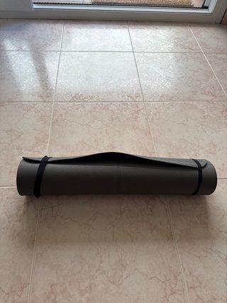 Alfombra de goma gris enrollable