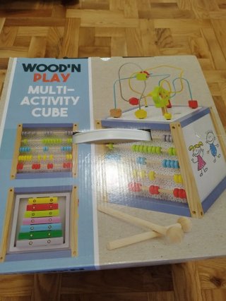 Caja multi-juegos madera bebé