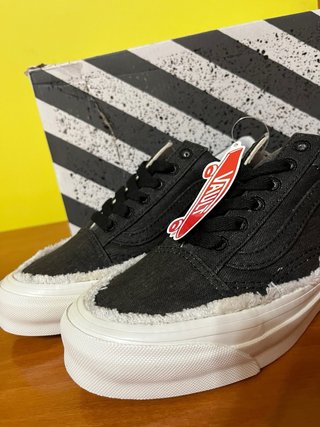 Zapatillas VansOg  Old Skool LNegras Deshilachadas