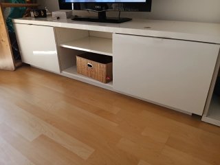 Mobile TV bianco e legno