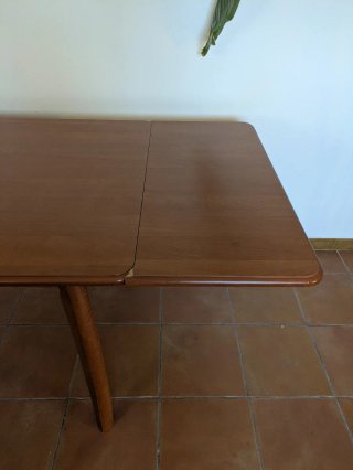 Mesa extensible de madera