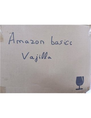 Amazon Basics Set di stoviglie - 6 servizi - Confezione da 18 - Porcellana bianca liscia