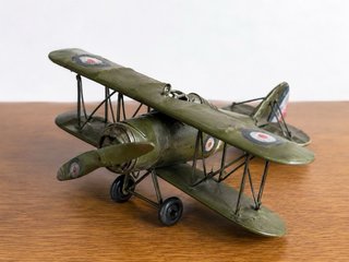 Lote 8 Maquetas vintage de ocho vehículos clásicos