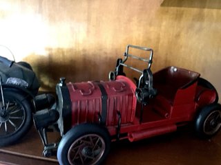 Lote 8 Maquetas vintage de ocho vehículos clásicos