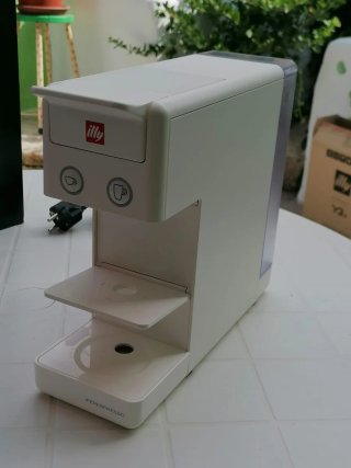 Cafetera Illy Y3.3 Iperespresso