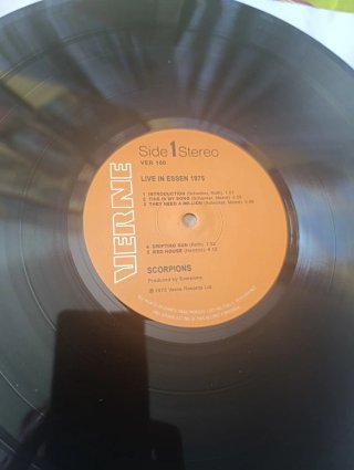 Lote Vinilos Scorpions: Fly to the Rainbow