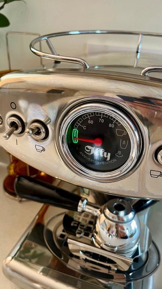 Cafetera Illy como Nueva
