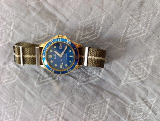 Orologio Q&Q by Citizen Dorato