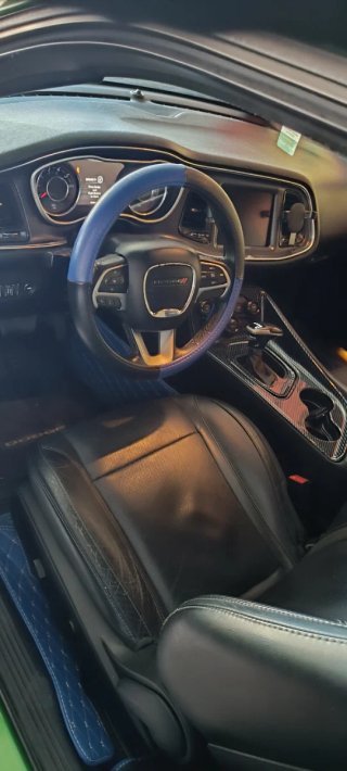 Dodge challenger  2015