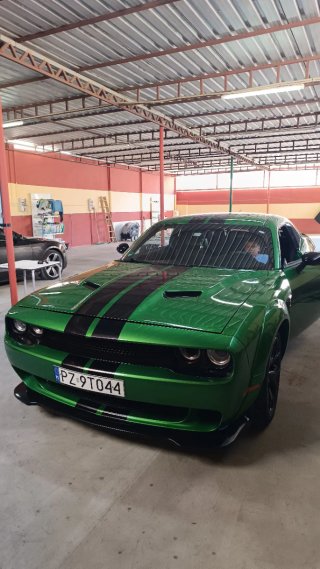 Dodge challenger  2015