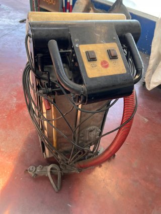 Barredora industrial Hoover