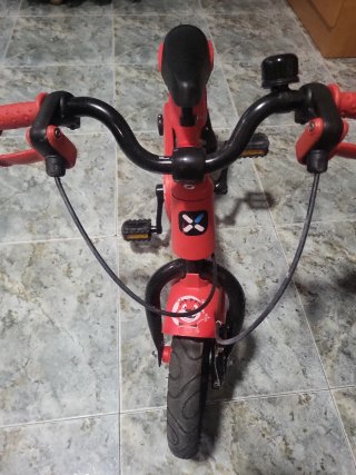 Bicicleta infantil Btwin roja