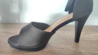 Zapatos de tacón negros