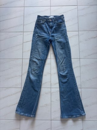 Pantalón campana azul