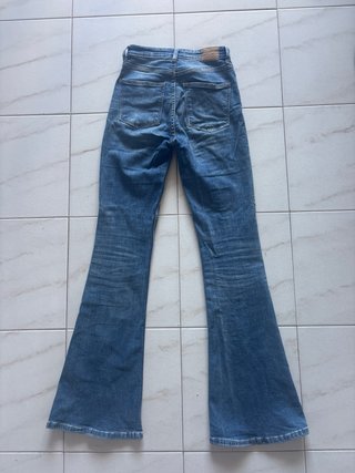 Pantalón campana azul