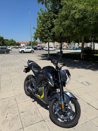 Zontes Z2 125 2024 Negra y Amarilla
