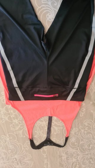 Set di abbigliamento sportivo da donna