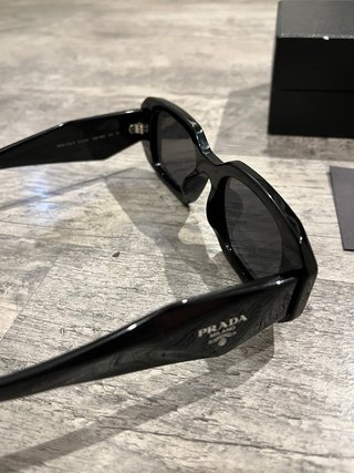 Occhiali da sole Prada neri