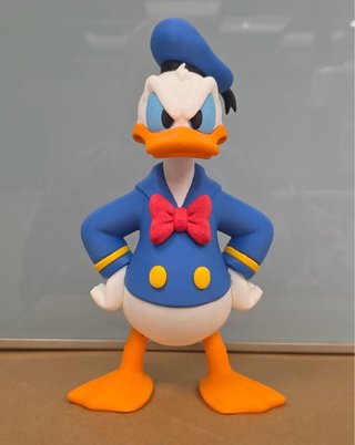 Figura Pato Donald