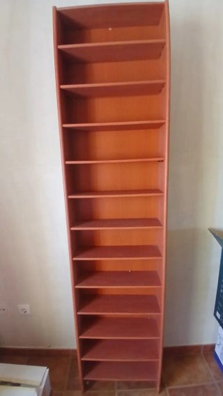 Estantería madera CD