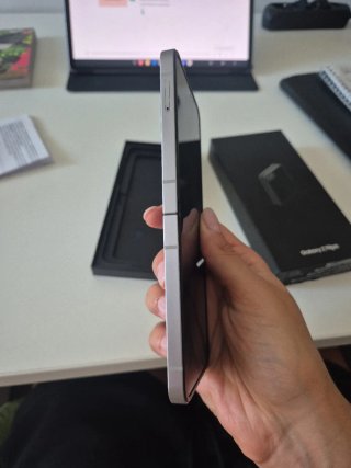 Samsung Z Flip 6 256GB Nero/Argento
