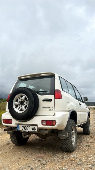 Nissan Terrano II