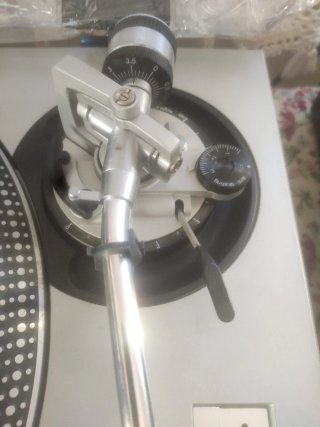 2 platos Technics SL-1200 MK2 perfectos.