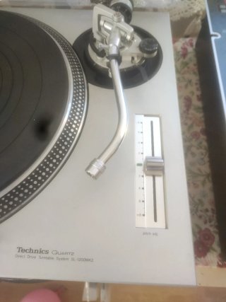 2 platos Technics SL-1200 MK2 perfectos.