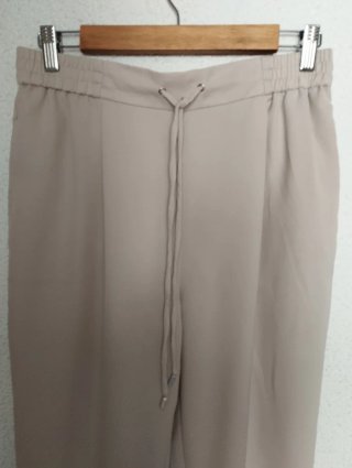 Pantalón Zara beige