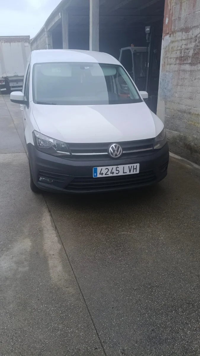 Volkswagen Caddy 2015 - foto 1