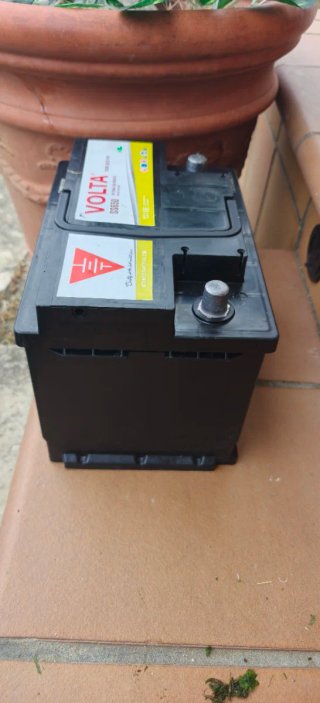 Batería Coche VOLTA 12V 65Ah 640A EN