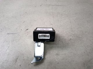 113861 centralita faros 89960 05030 toyota avensis