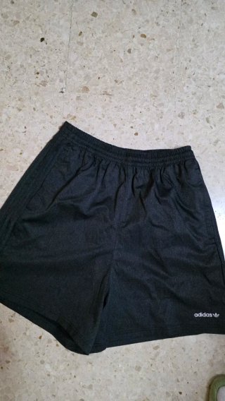 Pantalones cortos Adidas negros talla S