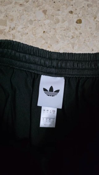 Pantalones cortos Adidas negros talla S