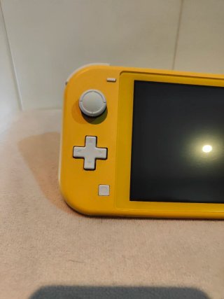 Nintendo Switch Lite + Cargador Original