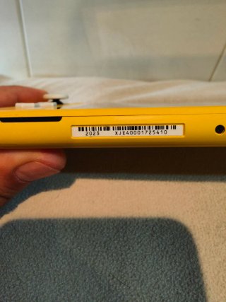 Nintendo Switch Lite + Cargador Original
