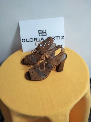 Sandalias Gloria Ortiz Ante Talla 38