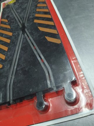 Scalextric cambio de carril cruce pista negra