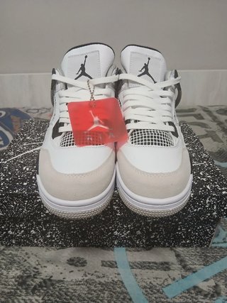 Jordan 4 Piel Blanco Gris Talla 40.5