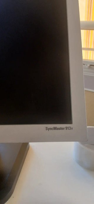 Monitor HP Compaq LA1951g  y monitor samsung