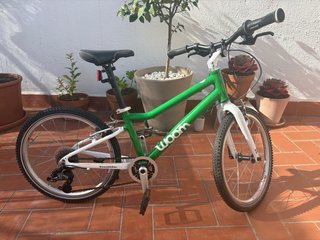 Bicicleta infantil Woom 4 verde