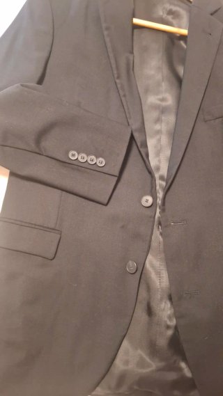 Traje de hombre negro