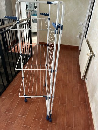 Tendedero vertical plegable