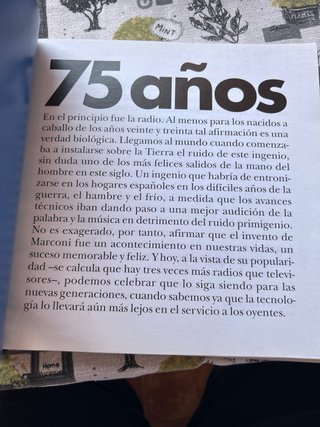 Libro “En el aire”. 75 años de Radio en España