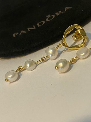 Pendientes Pandora Oro y Perlas